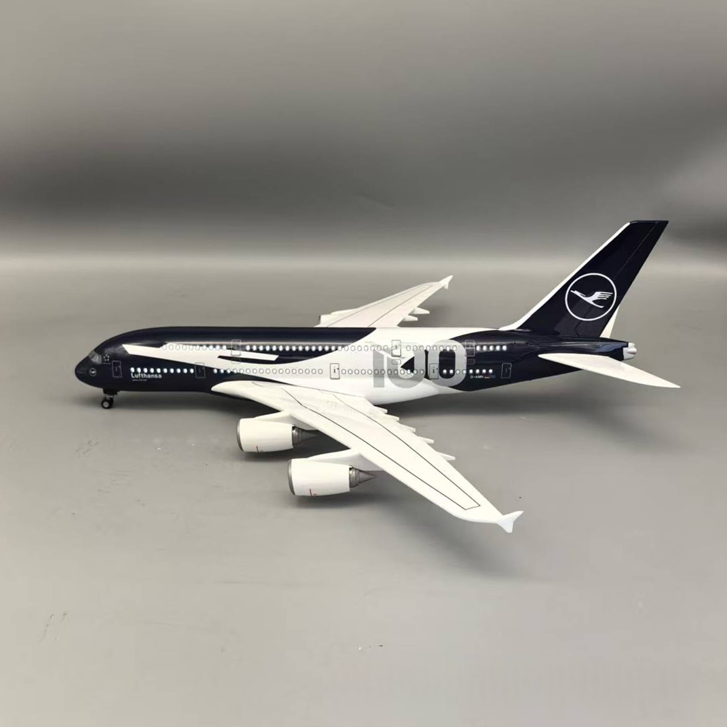 Model Pesawat Resin Skala Besa - Model Kit Store ulasan dan harga