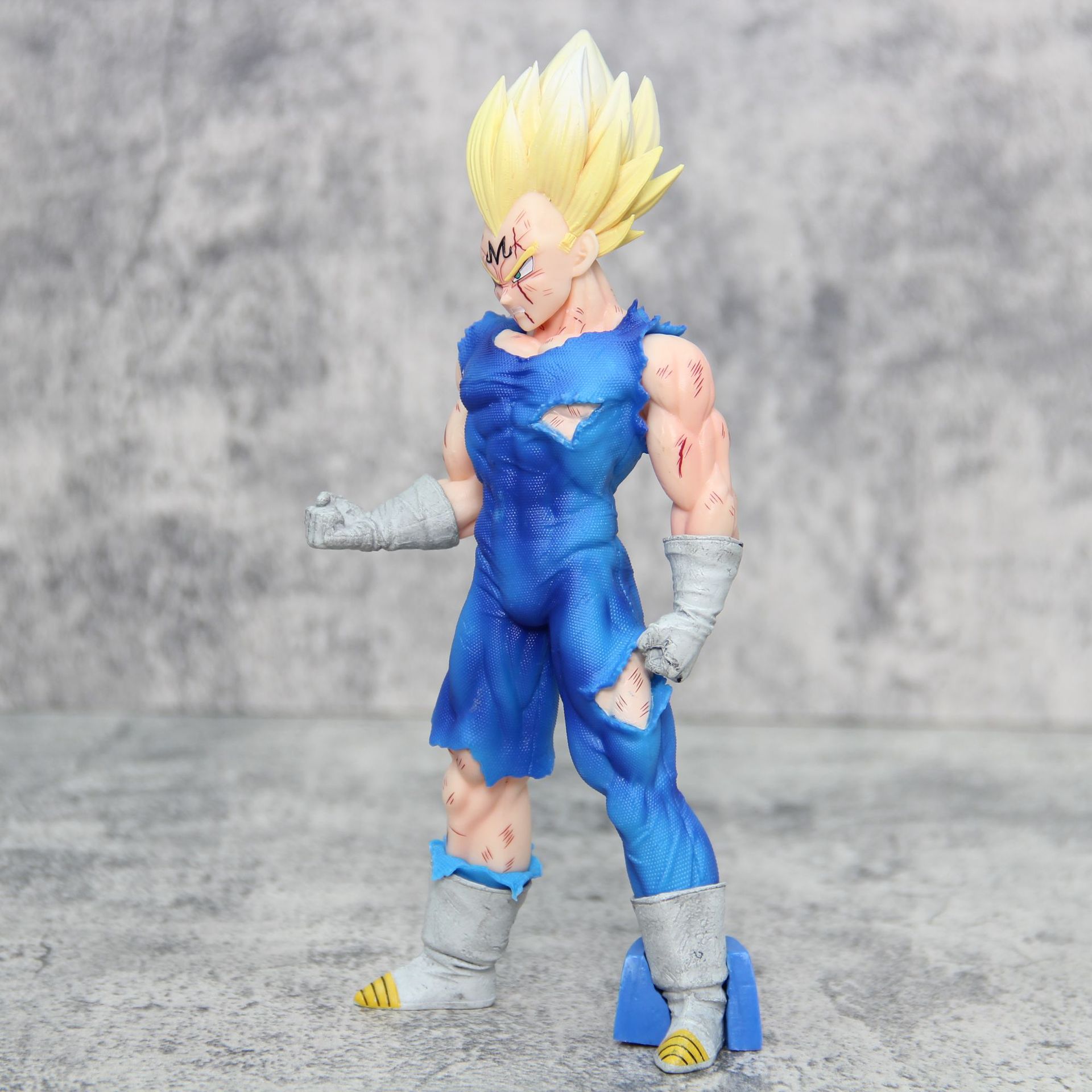 Figur Dragon Ball Z Super Saiy - Model Kit Vegeta ulasan dan harga