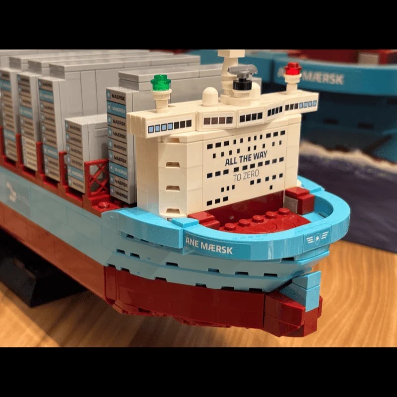 Kapal Kontainer Dual-Fuel 2026 - Model Kit Walmart ulasan dan harga